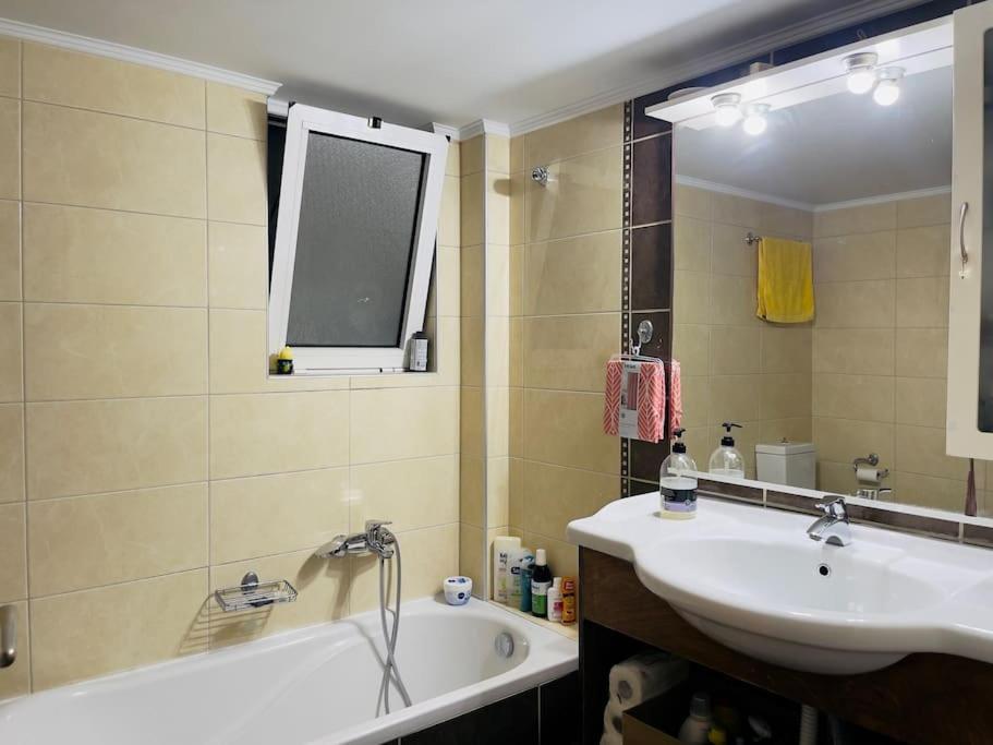 Sweet Central Apartment Ираклион Экстерьер фото
